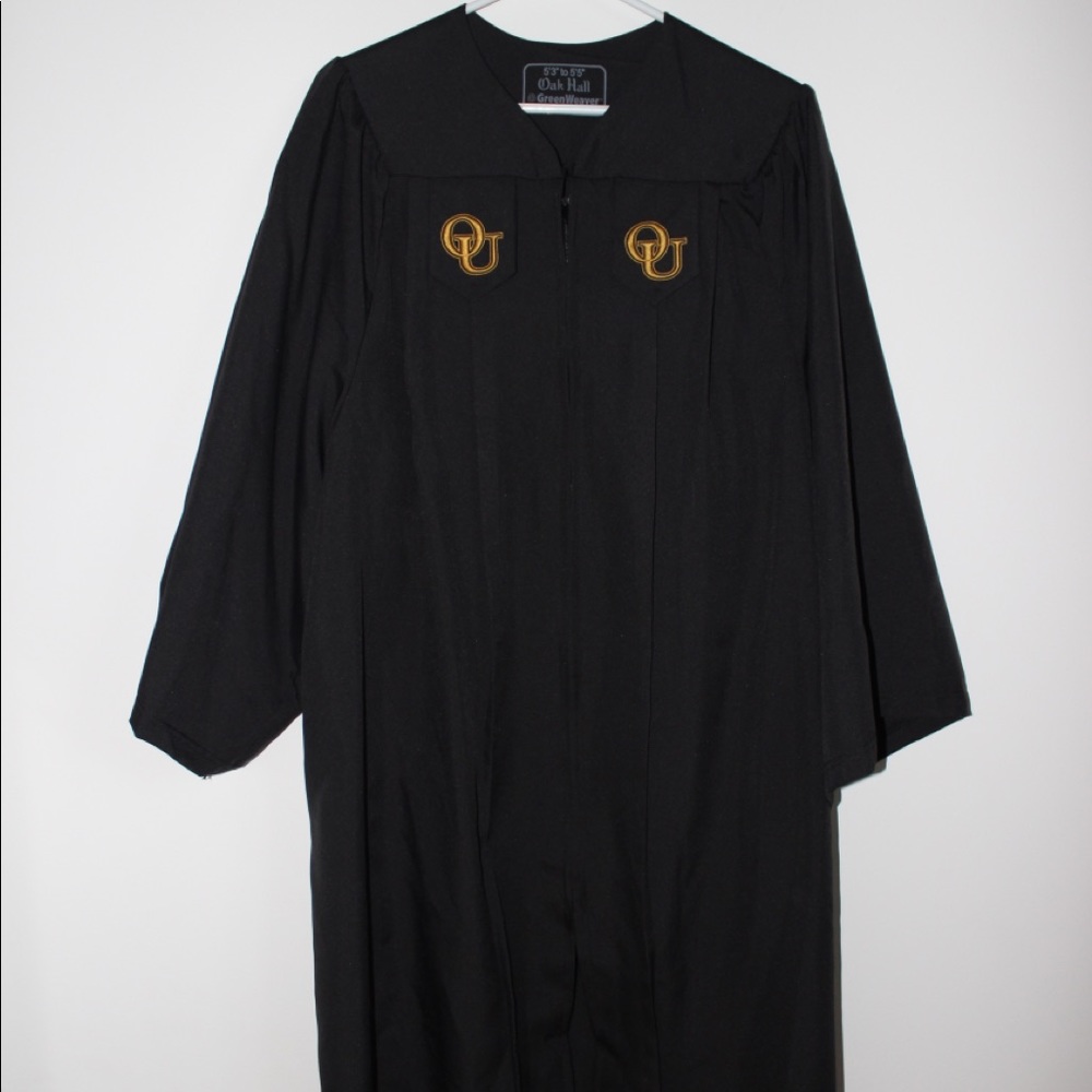 Oakland University Graduation Gown